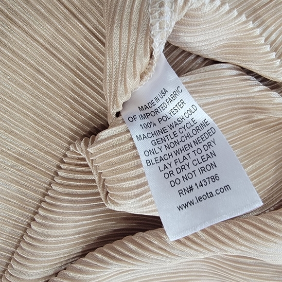 Leota Elegant Champagne Shimmer Skirt Size Medium Midi Micro Pleats Flowy - Picture 13 of 14